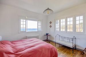 Maisons de vacances Castel Breiz - Maison exceptionnelle vue mer et acces direct plage Frehel : photos des chambres