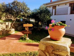 Casa Rural Flores Amarillas