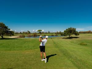 Apartment in Albarella near Sandy Beach