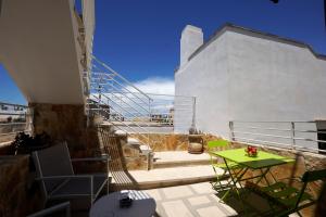 Elamar Rooms & Apartment