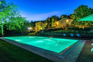 MONTICCHIA 10, Emma Villas