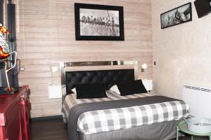 B&B / Chambres d'hotes Les Perelles : Chambre Lit Queen-Size 