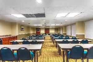 Room #27326426 room in Days Inn by Wyndham Lebanon