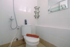 Simply Good Studio Bassura City Apartment By Travelio