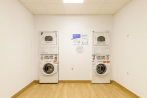 FUN BUILDING PENTHOUSES by HOMEABOUT