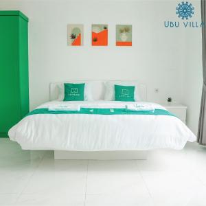 Ubu Villa Gito Gati - 4 Bedrooms Villa near Yogyakarta City Center