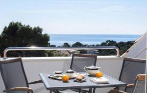 Studio Apartment with Balcony and Sea View room in Apartments Milka & Miho