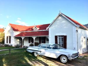 John Montagu Accommodation