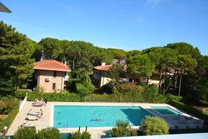 Lignano Riviera economico con piscina