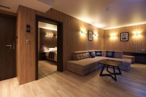 Apartment room in Aparton