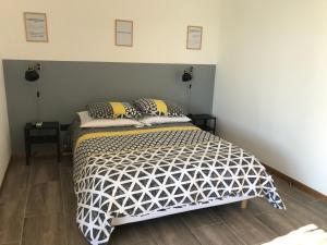 B&B / Chambres d'hotes les costebelles : photos des chambres