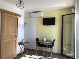 B&B / Chambres d'hotes les costebelles : photos des chambres