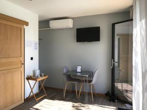 B&B / Chambres d'hotes les costebelles : photos des chambres