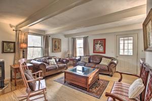 Spacious Faber Home with Yard, Steps to Winery!