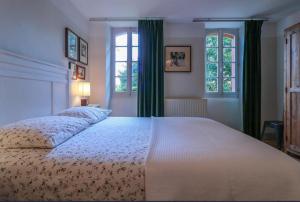 Maisons d'hotes L'Apouticayre : Chambre Double - Vue sur Jardin