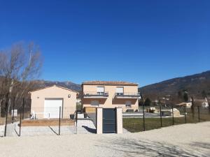 Maisons d'hotes Le long du Verdon : photos des chambres