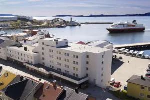 斯堪迪克霍宁斯沃格酒店 - Skarsvåg