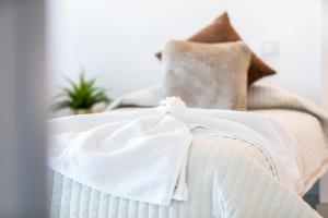 Oshun Sanchinarro Seasonal Living Lofts