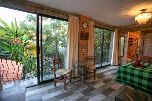 Majikal B&B - Barro Negro