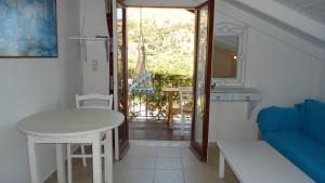 Galini Studios & Apartments-Adults only