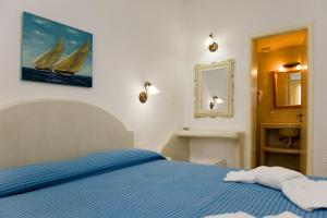 Veletas Rooms Milos Greece