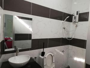 RoomStay Hj Esmon Parit Raja UTHM