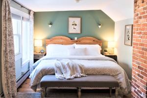 King Suite - 3rd Floor room in Inn on Golden Pond