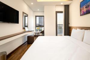 Tan Phuong Nam Hotel & Apartment