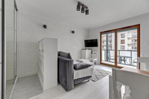 Platinium Comfy Studio Hallera