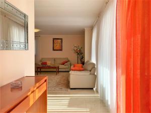 Charming Calheta Plaza Penthouse