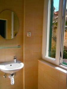 Rooms and Apartments Djanovic