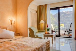 Superior Double with Lake View room in Boutique Hotel La Rocca