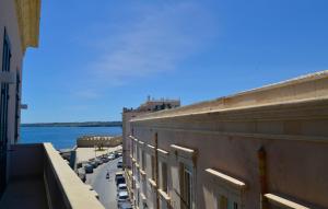 Double or Twin Room with Sea View room in Hotel Livingston