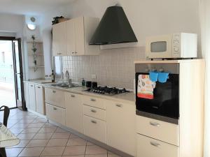 la casa del borgo con parcheggio