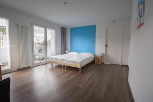 Suite with Balcony room in Nyon Hostel