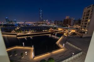 Suha Creek Hotel Apartment, Waterfront Jaddaf, Dubai - image 1