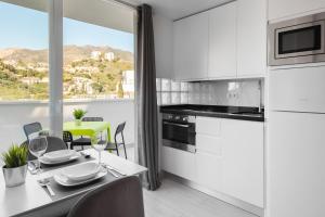 DANA I Eurogolf, vistas, wifi, piscina y parking