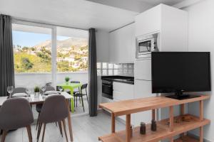 DANA I Eurogolf, vistas, wifi, piscina y parking
