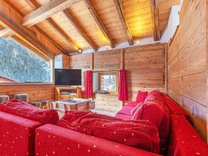 Chalets Pretty Chalet with Sauna Skiing Nearby : photos des chambres