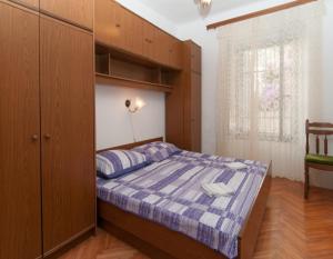 Apartments Ivan - 50 m from sea