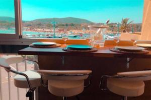 FACE MER ENTRE PLAGE ET MARINA