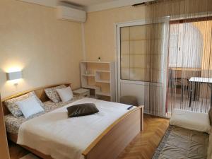 Apartment "Relaxing place" in Barbat with sea view