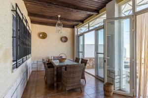 Waou Deluxe Cottage Titulcia