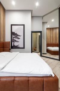 Royal VIP Apartment on Leontovicha 5