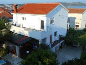 Apartment in Trogir with Terrace, Air conditioning, Wi-Fi (4787-1)