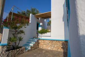 Dimora ideale SALENTO3 per coppia vista mare mozzafiato immersa nel verde per gli amanti della tranquilità