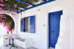 Bungalows Marina Paros Greece