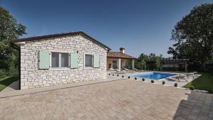 Villa Celtis by Villas Holiday
