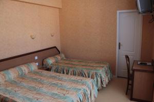 Hotels Hotel Ladagnous : photos des chambres