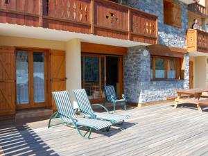 Apartment with balcony in Champagny-en-Vanoise
